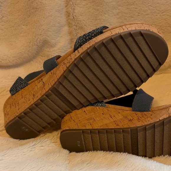 Easy Spirit NWOT Light Blue Crisscross Sandals with Gold - Picture 3 of 12